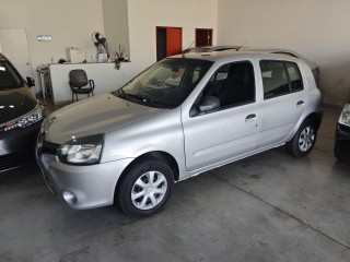 Foto do veículo Renault Clio Authentique Hi-flex 1.0 16v 5p