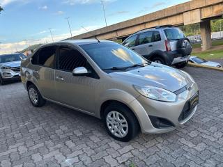 Foto do veículo Ford Fiesta Sedan 1.6 16v Flex Mec.