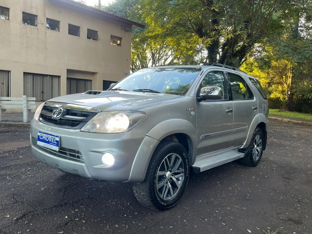 Toyota Hilux SRV D4-D 4X4 3.0 TDI DIES. AUT 2008