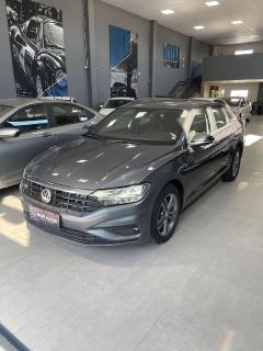 Foto do veículo Volkswagen Jetta R-line 250 Tsi 1.4 Flex 16v Aut.