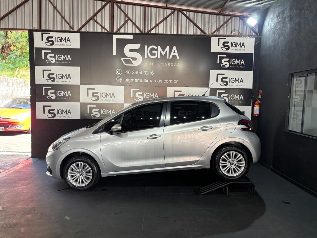 Peugeot 208 2020