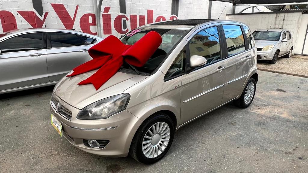 Fiat Idea Idea ESSENCE 1.6 Flex 16V 5p 2011