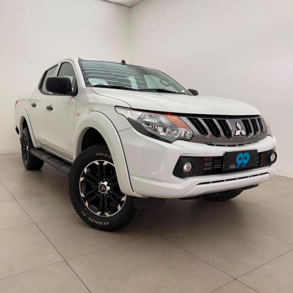 Mitsubishi L200 L200 Triton Sport GLS 2.4 CD Diesel Aut. 2025