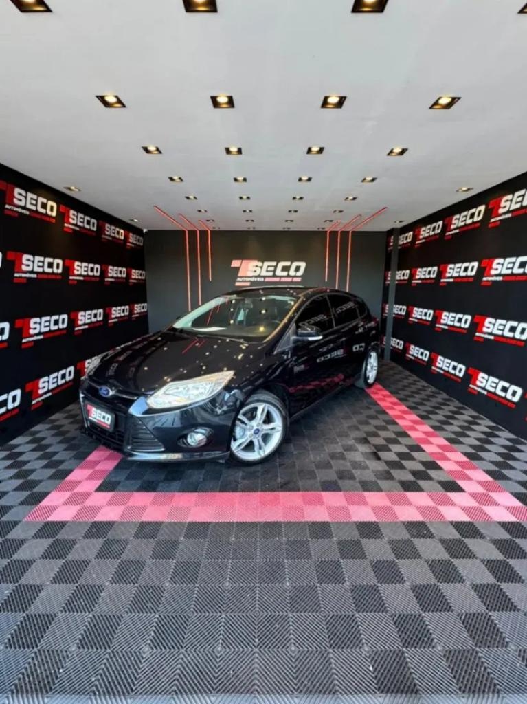 Ford Focus 2.0 TITANIUM PLUS SEDAN 16V FLEX 4P POWERSHIFT 2015