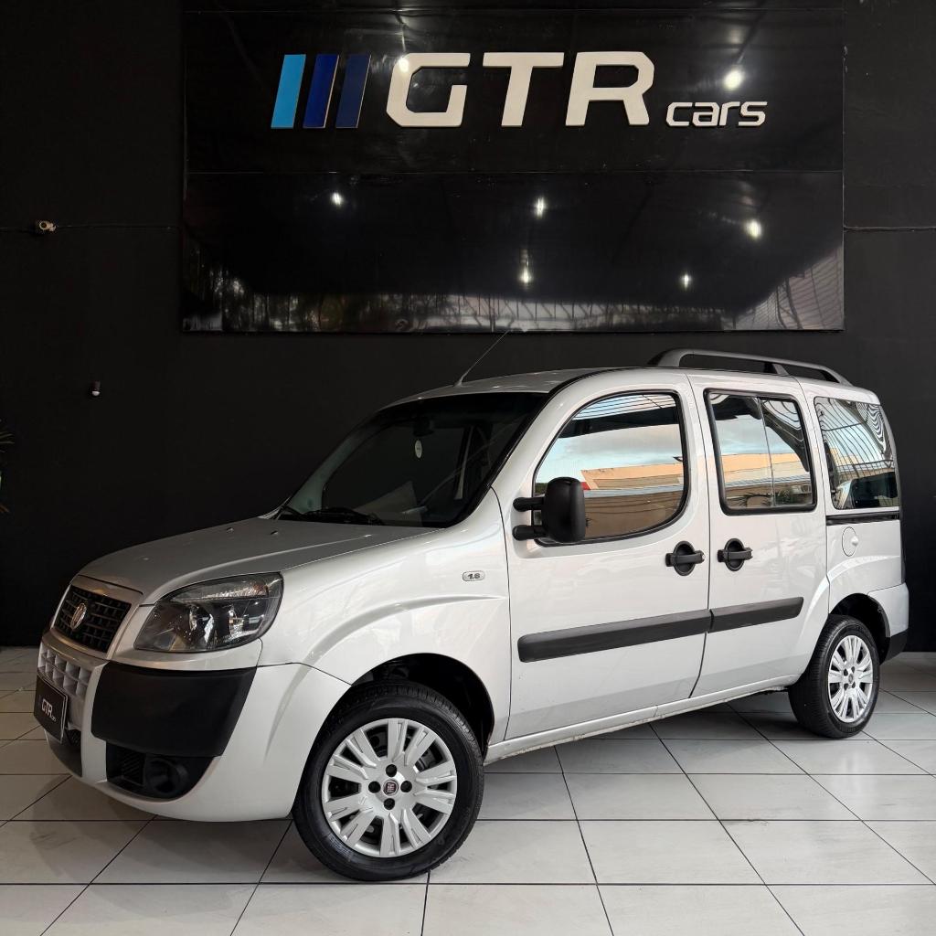 Fiat Doblo ESSENCE 1.8 16V FLEX 7L 2021