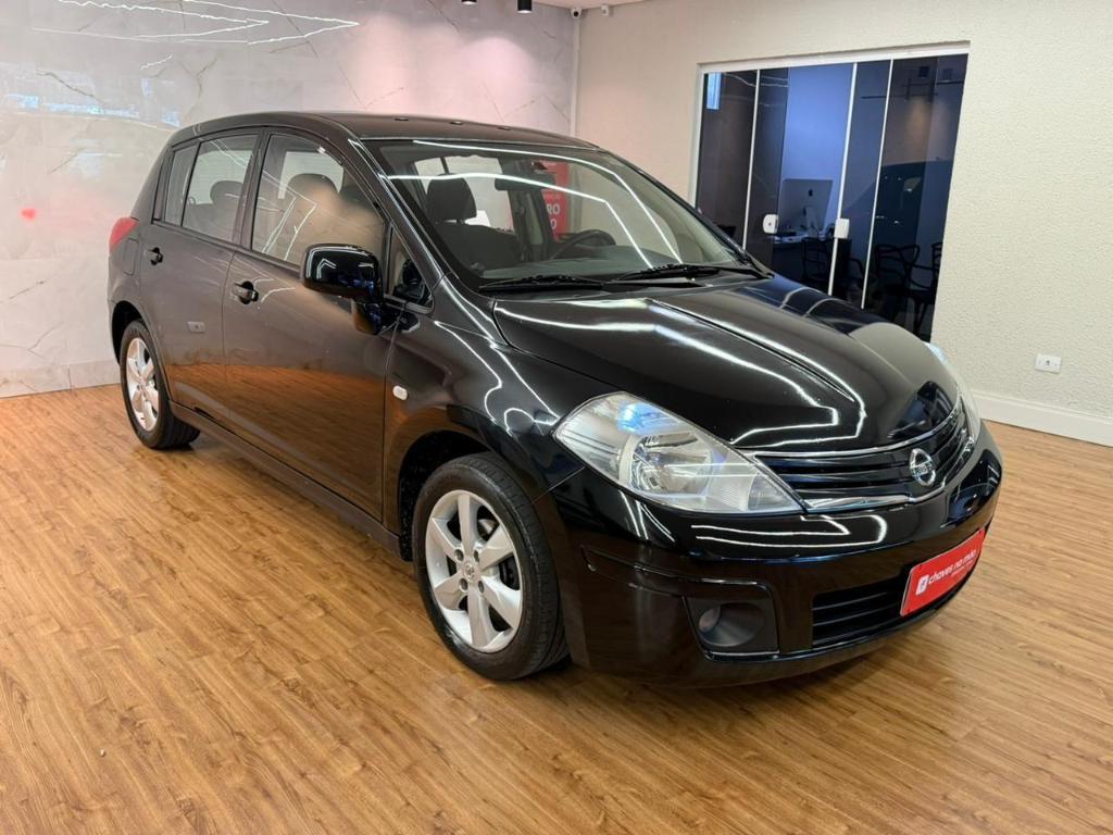 Nissan Tiida 2013