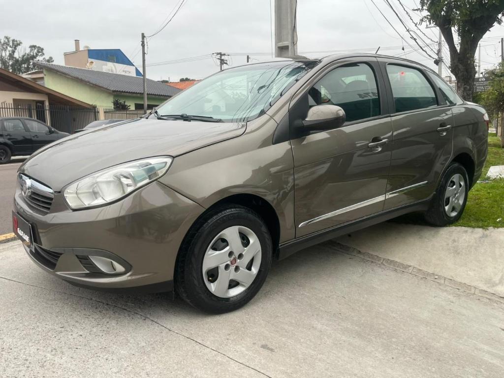 Fiat Grand Siena Siena 1.6 Essence 2014