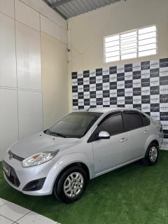 Foto do veículo Ford Fiesta 1.0 Rocam Flex Sedan S