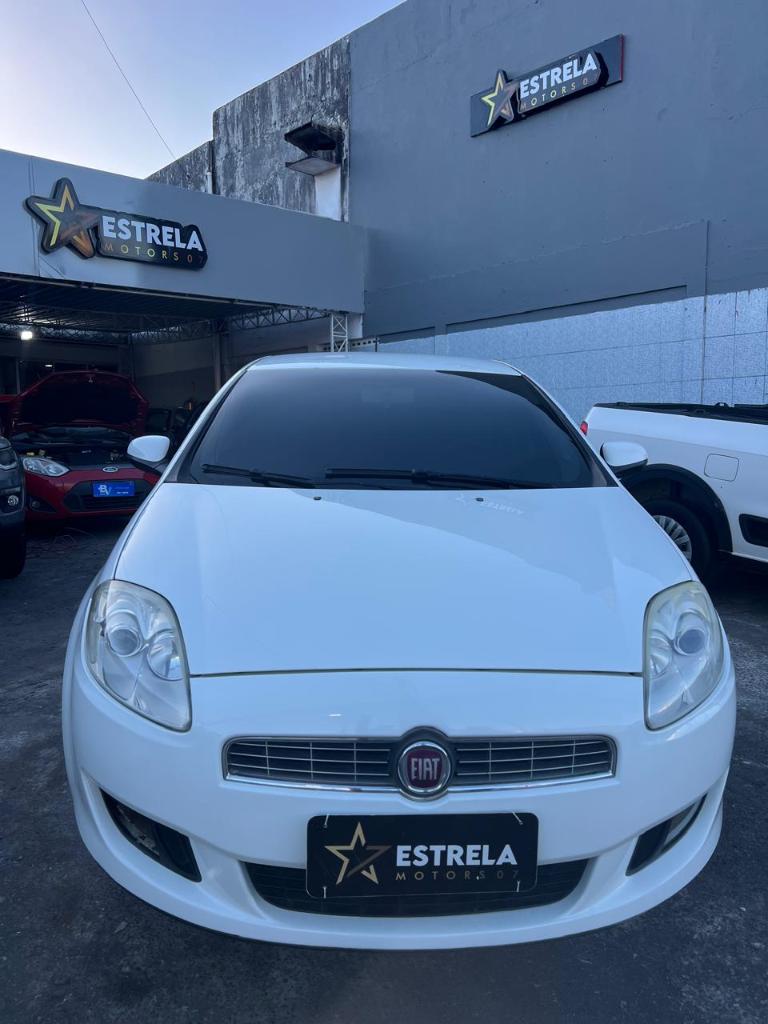 Fiat Bravo ESSENCE 1.8 16V DUALOGIC FLEX 2013