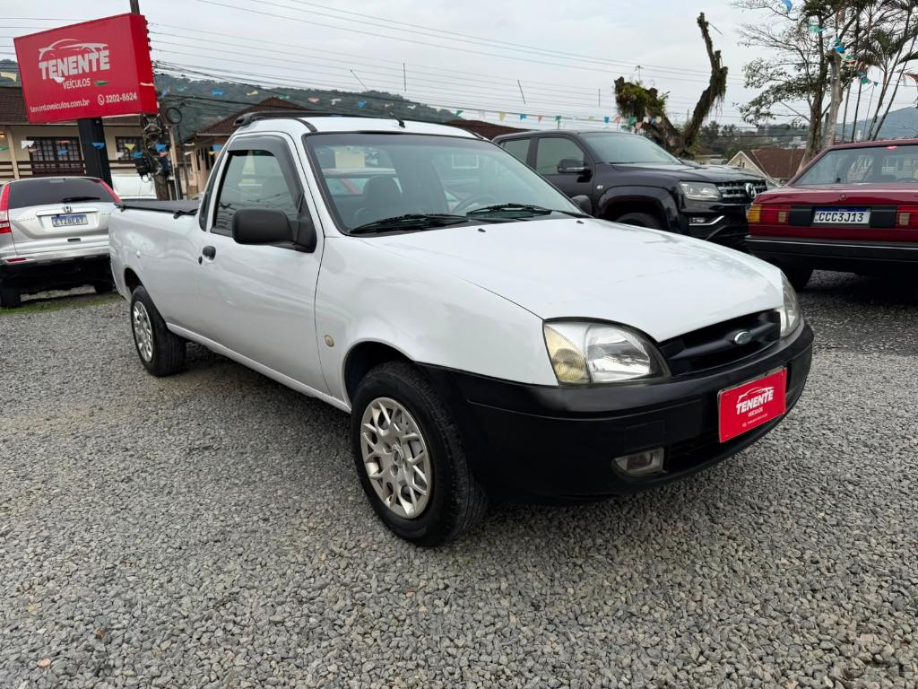 Ford Courier 1.6 Flex L