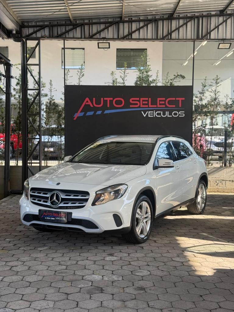 Mercedes -benz Gla 200 Style