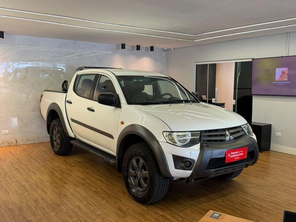 Mitsubishi L200 Triton 2.4 Flex Hls Outdoor 2017