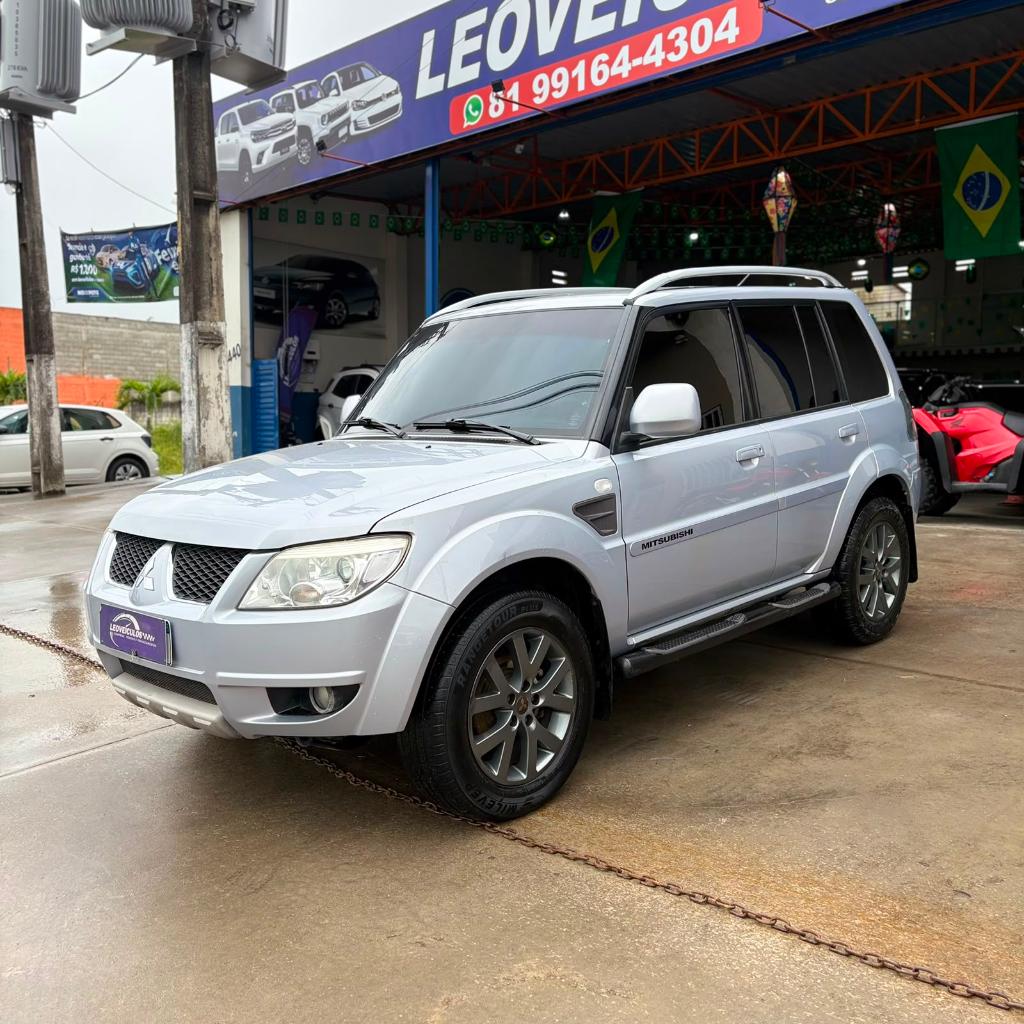 Mitsubishi Pajero Pajero TR4 2.0 Flex 16V 4X2 Aut. 2014