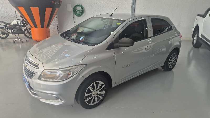 Chevrolet Onix ONIX HATCH LT 1.0 8V FlexPower 5p Mec. 2015
