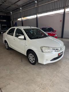 Foto do veículo Toyota Etios 1.5 T-flex Sedan X