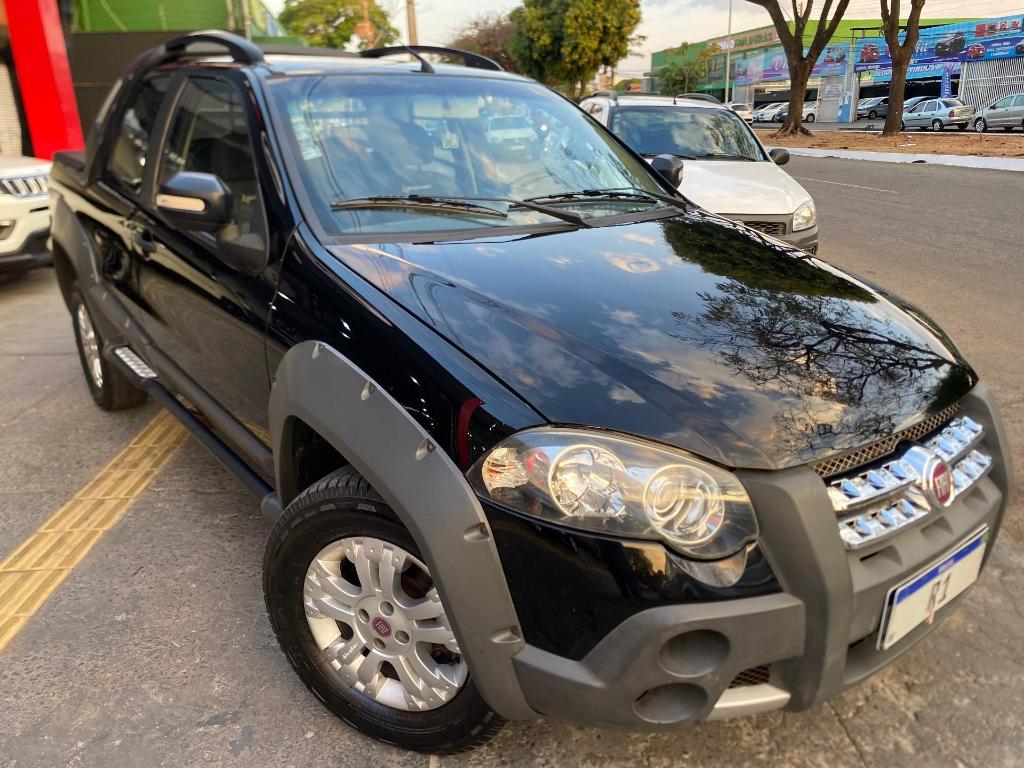 Fiat Strada Strada Adv. M. March. 1.8 Flex 16V CD 2011