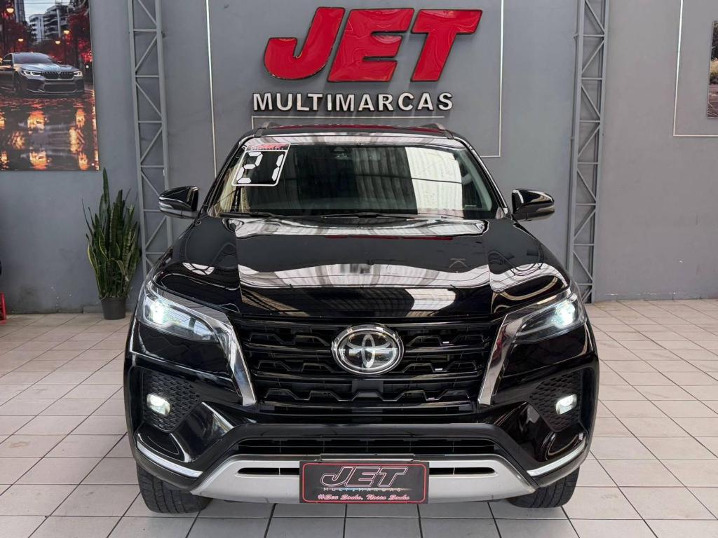 Toyota Hilux Sw4 SRX 4X4 2.8 TB 5LUG AT 2021