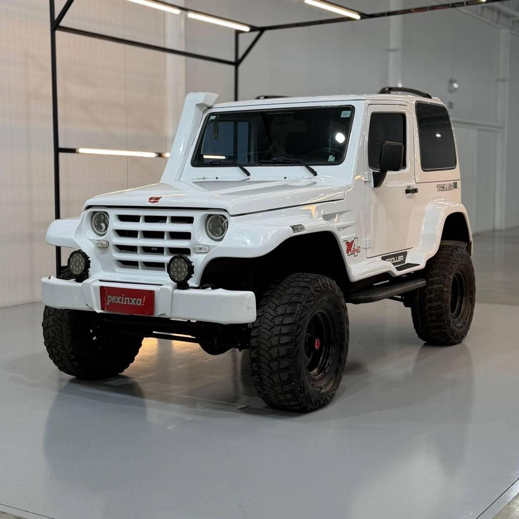 Troller T4 2008
