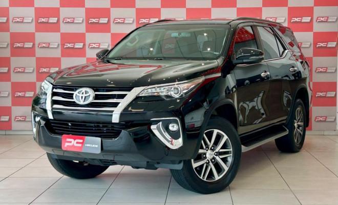 Toyota Hilux Sw4 SRX 4X4 2.8 TB 5LUG AT 2019