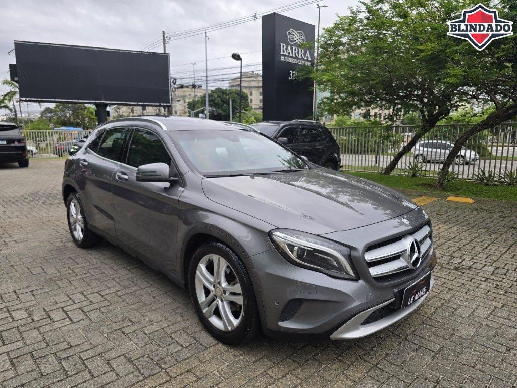 Mercedes-Benz Gla 200 GLA 200 Vision 1.6/1.6 TB 16V Flex Aut. 2015
