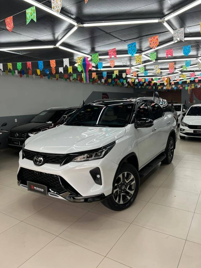Toyota Hilux Sw4 Hilux SW4 Diamond 2.8 TB 4x4 Die. Aut. 2024