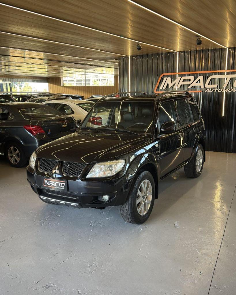 Mitsubishi Pajero Tr4 2.0/2.0 Flex 16v 4x4 Aut. - Automática