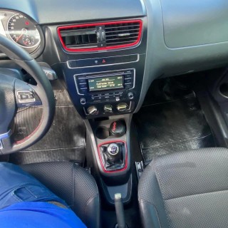 Foto do veículo Volkswagen Fox Rock In Rio 1.6 Mi Total Flex 8v 5p