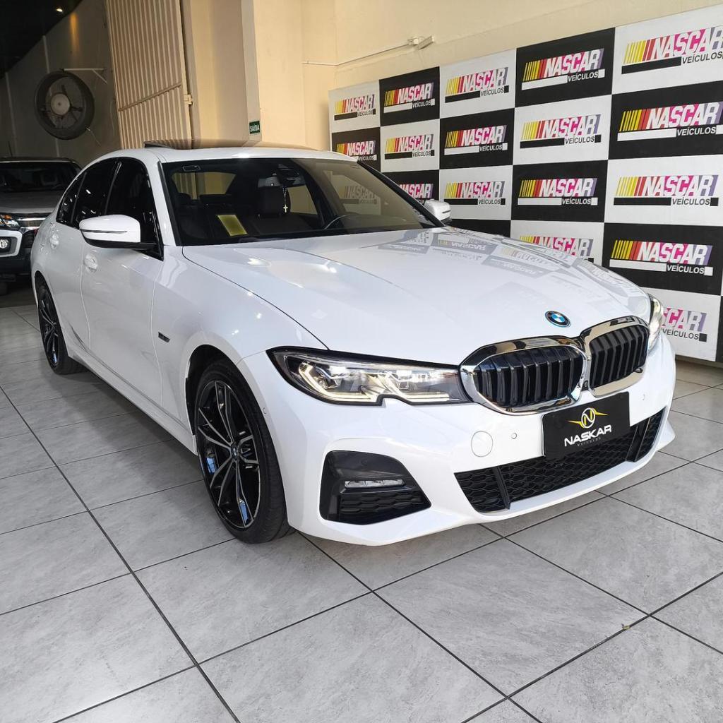 BMW 330E M SPORT 2.0 HYBRID AT 2022