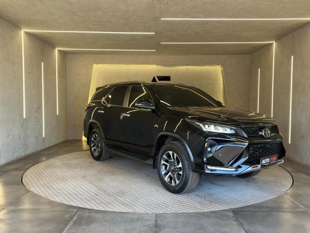 Toyota Hilux Sw4 4X4 2.8 DIESEL 2024