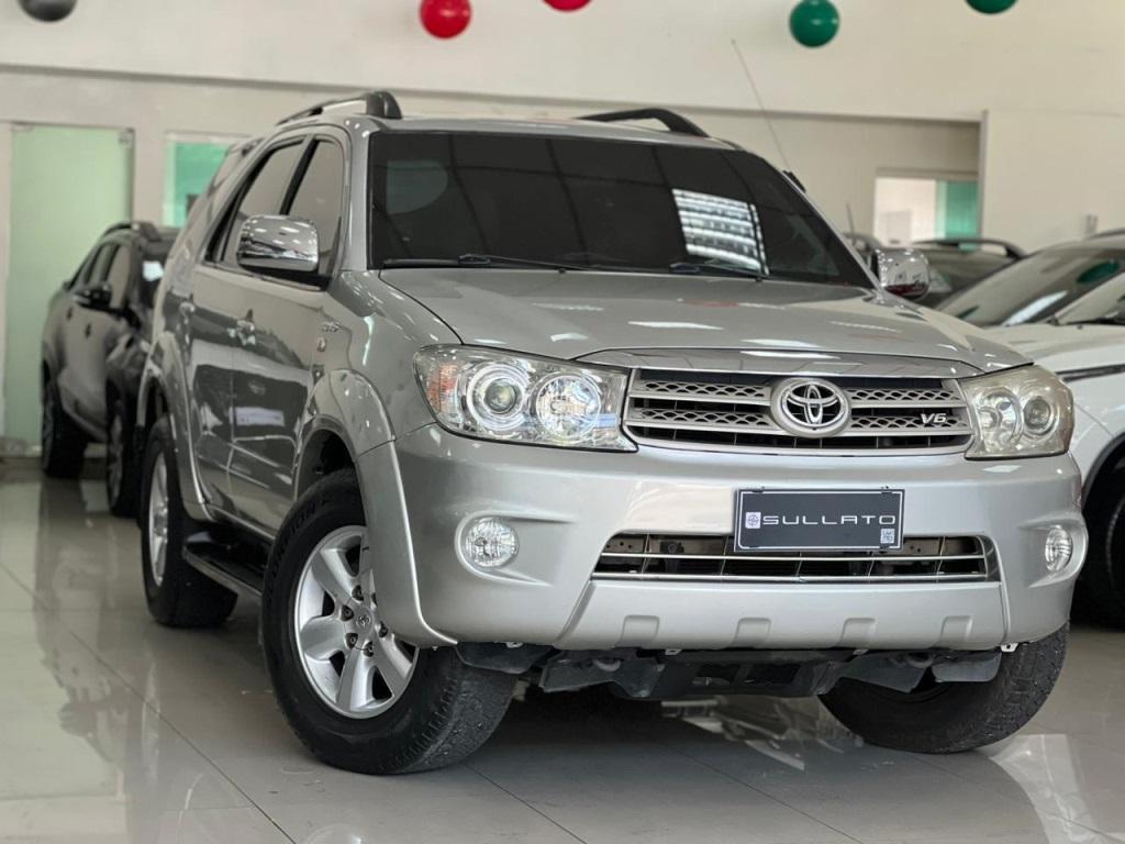 Toyota Hilux Sw4 4.0 4wd V6 Srv Auto 2011