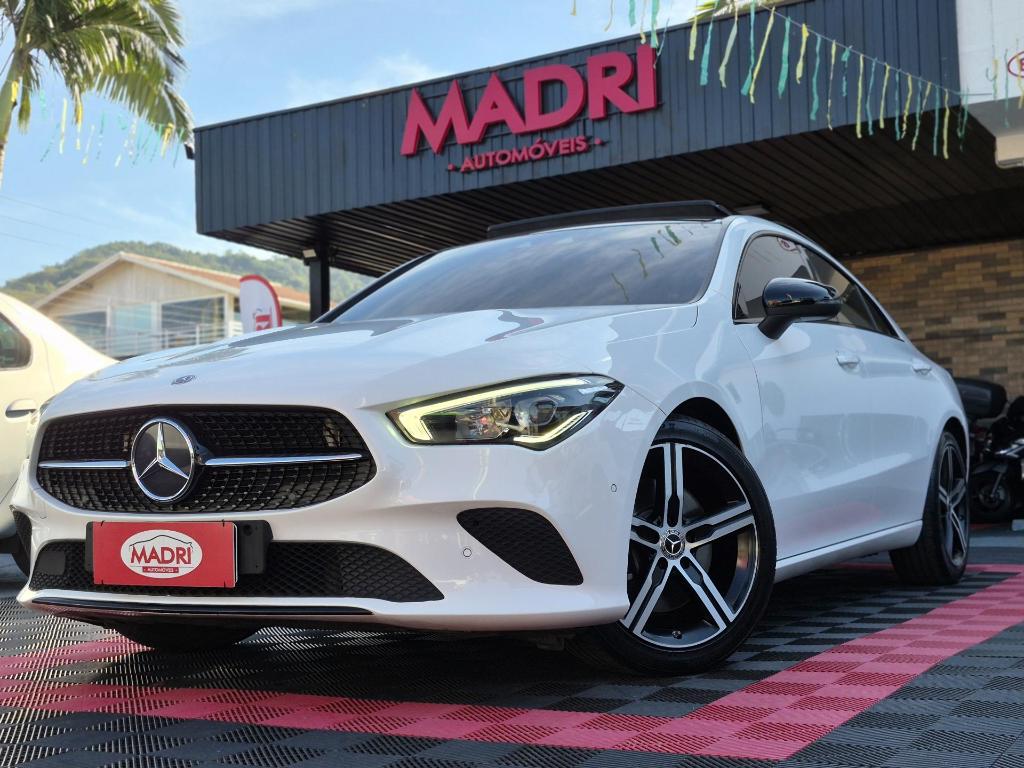Mercedes-Benz Cla-250 2020