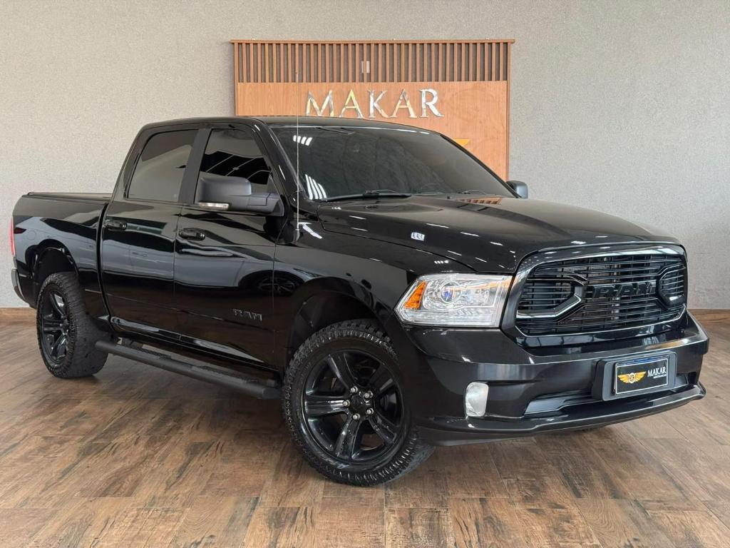 Ram Classic LARAMIE 5.7 CD V8 4X4 AUT. 2023