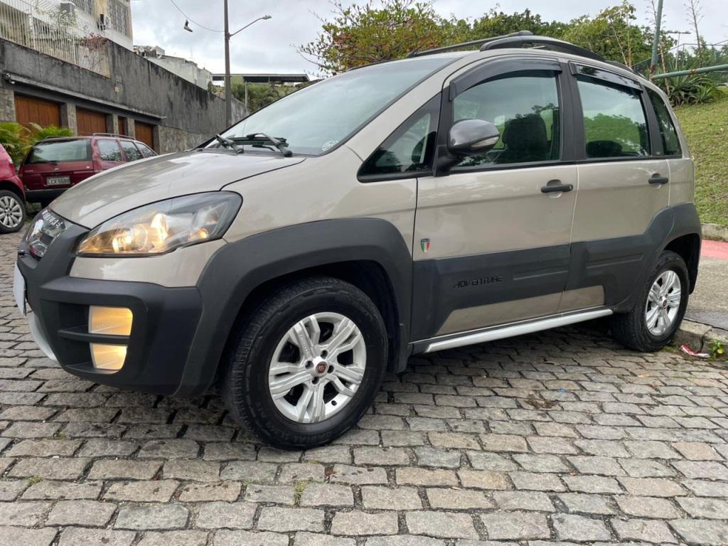 Fiat Idea Idea Adv./ Adv.LOCK.Dualogic 1.8 Flex 5p 2011