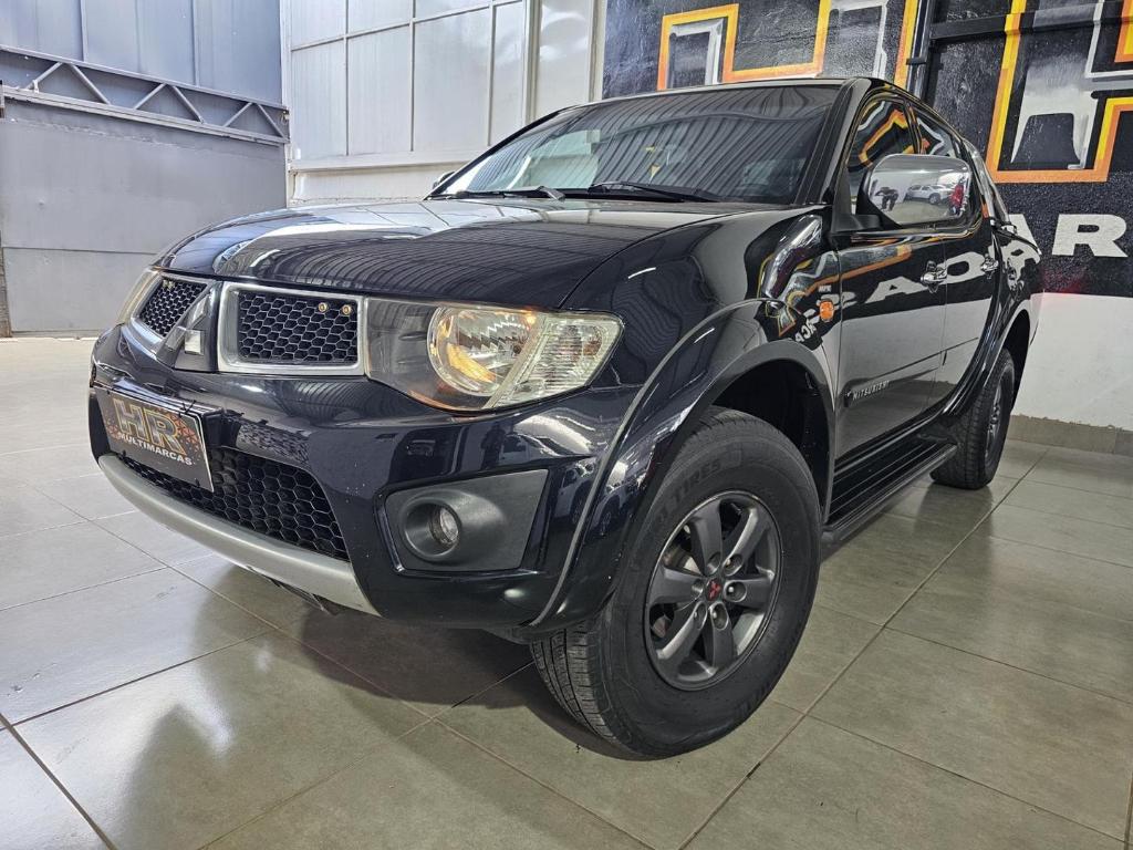 Mitsubishi L200 2012