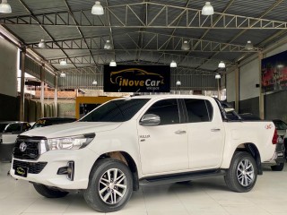 Foto do veículo Toyota Hilux 2.7 Srv 4x2 Cd 16v4p Automático