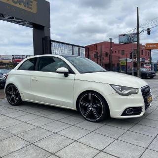 Foto do veículo Audi A1 1.4 Tfsi 122cv S-tronic 3p