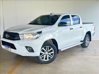 Foto do veículo Toyota Hilux 2.8 4x4 Cd 8v 4p Manual