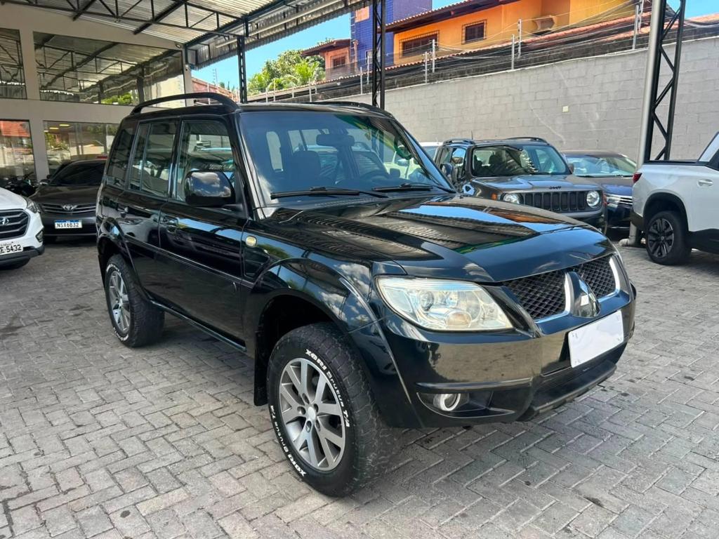 Mitsubishi Pajero 2012