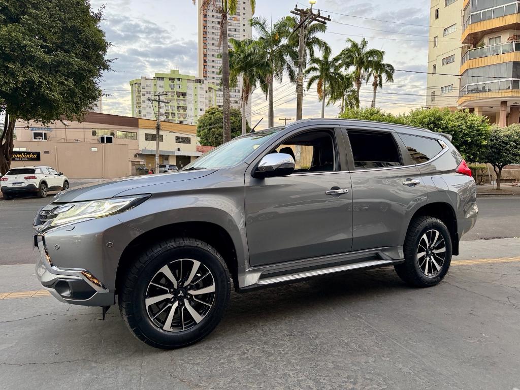Mitsubishi Pajero Pajero Sport HPE-S 2.4  4x4 Diesel Aut. 2021