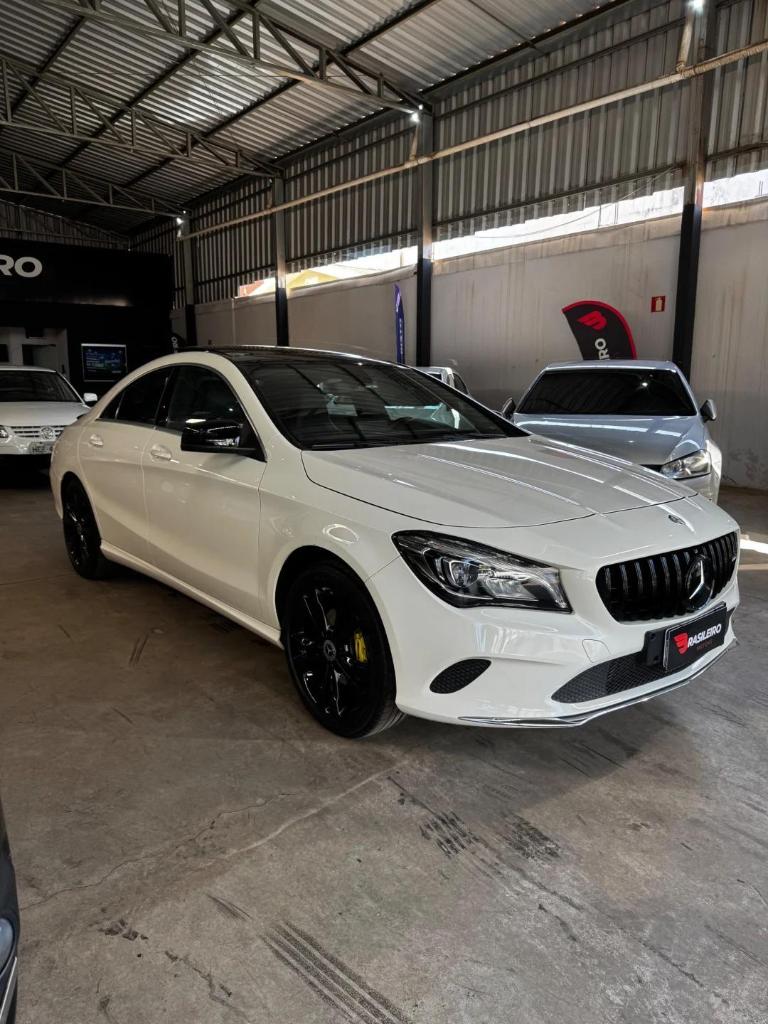 Mercedes-Benz Cla-200 CLA-200 1.6 TB 16V FLEX AUT. 2017