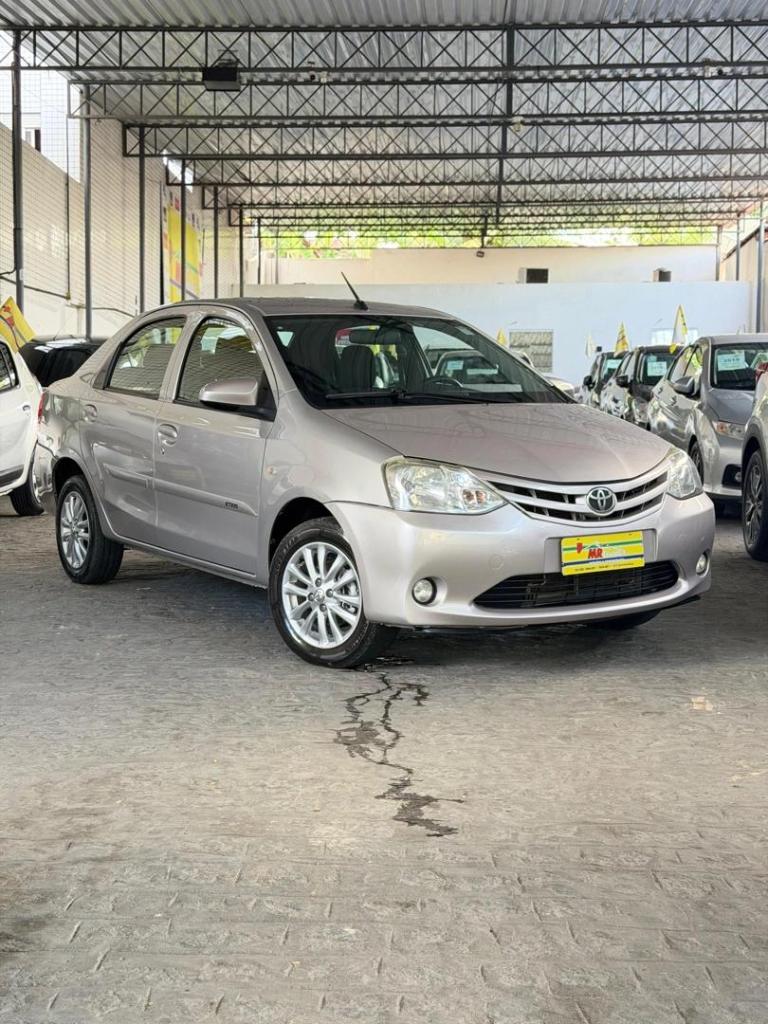 Toyota Etios 1.5 X PLUS 16V FLEX 4P AUTOMÁTICO 2017