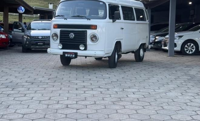 Volkswagen Kombi Kombi Furgão 2010