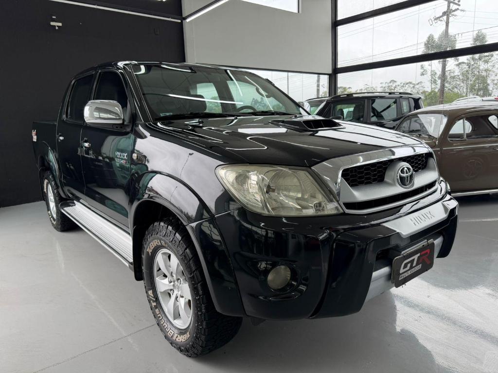 Toyota Hilux Hilux CD SRV D4-D 4x4 3.0  TDI Dies 2010