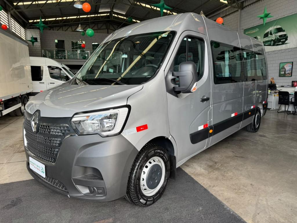 Renault Master Master 2.3 dCi Executive Longo 16L Dies 2027