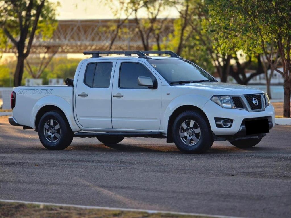 Nissan Frontier 2.5 Td Cd Sv Attack 2014