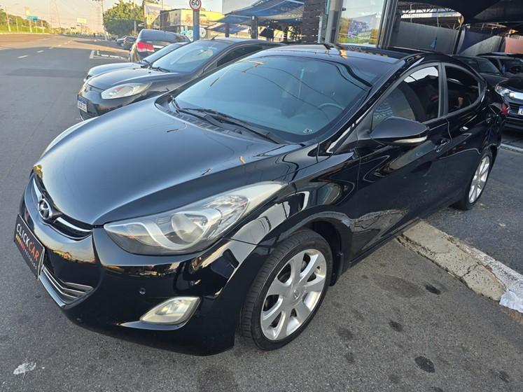 Hyundai Elantra 2012