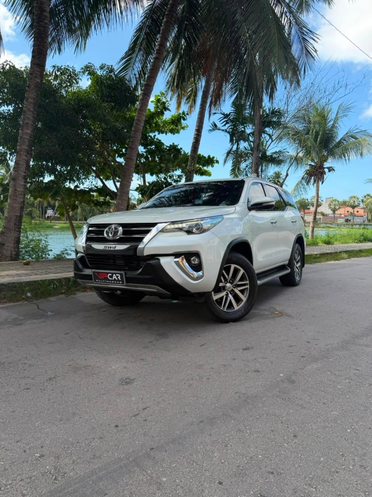 Toyota Hilux Sw4 Hilux SW4 SRX 4x4 2.8 TDI 16V Dies. Aut. 2019