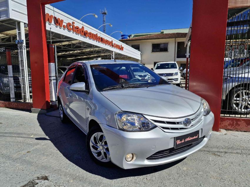 Toyota Etios 2015