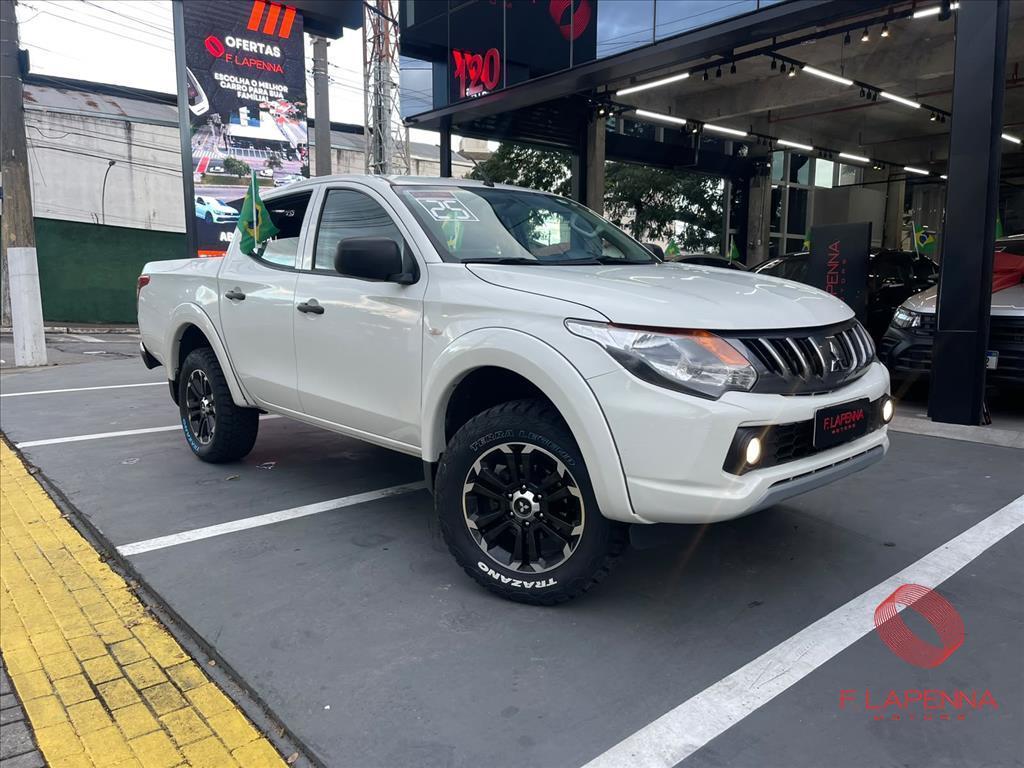 Mitsubishi L200 2025