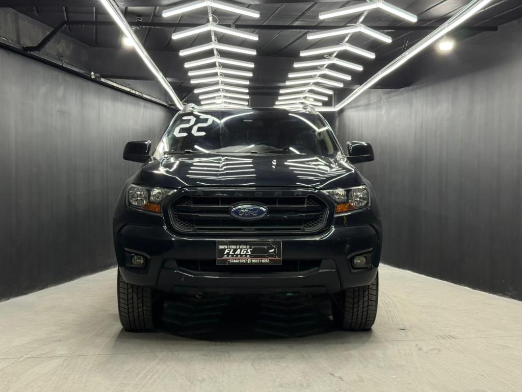 Ford Ranger 2.0 TURBO DIESEL CD BLACK 4X2 AUTOMÁTICO 2022